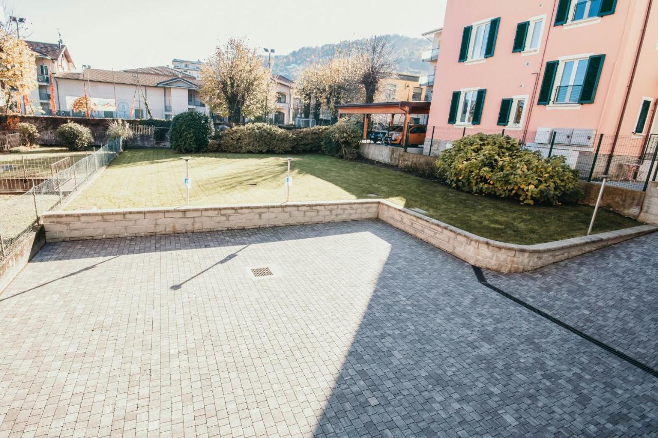Al 13 Rosso - Lakeside Leisure & Business Stresa Eksteriør bilde